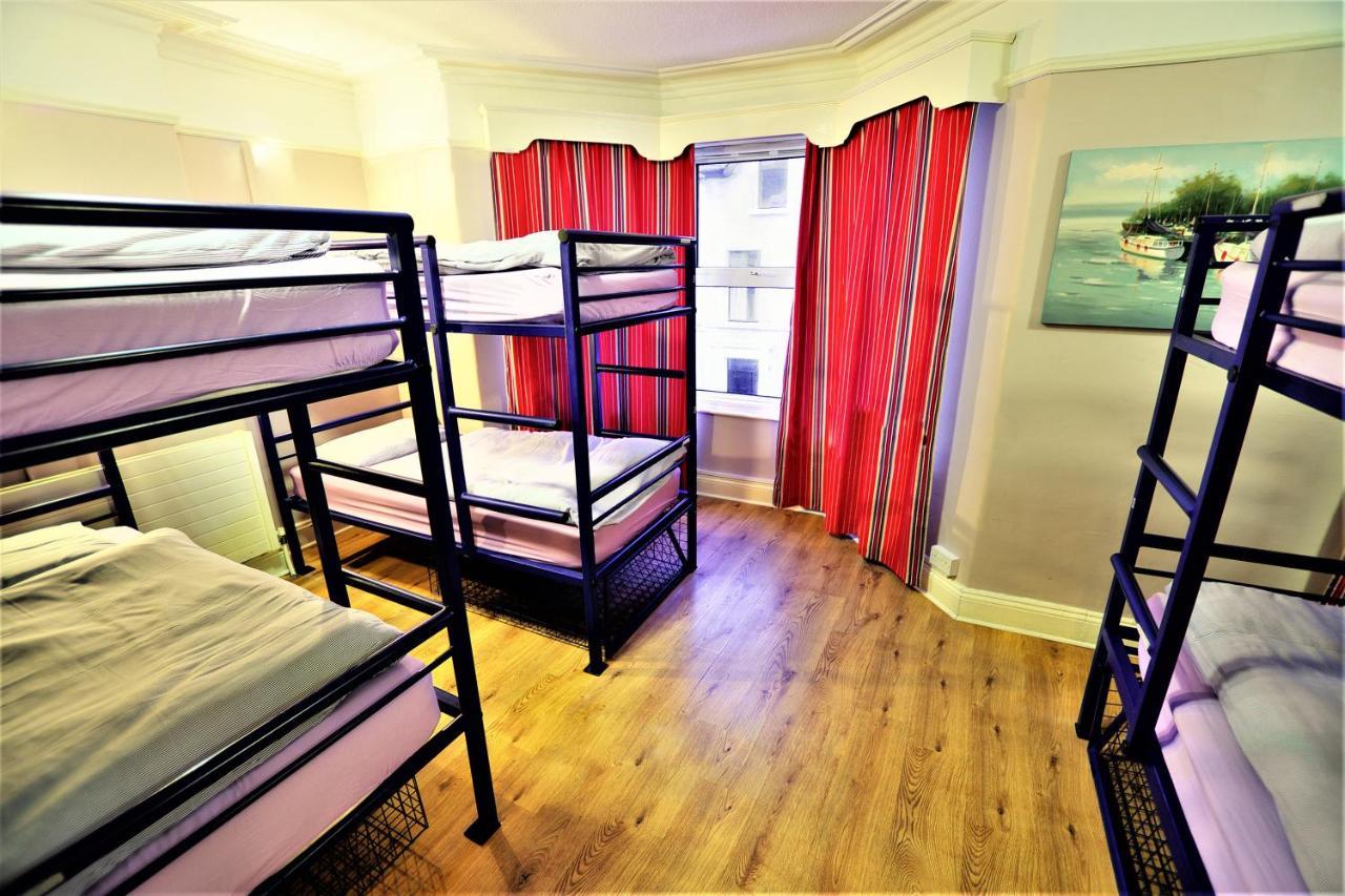 Portrush Holiday Hostel Guesthouse *