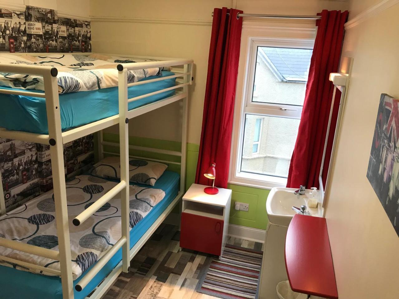 Hostal Portrush Holiday Hostel Guesthouse Portrush