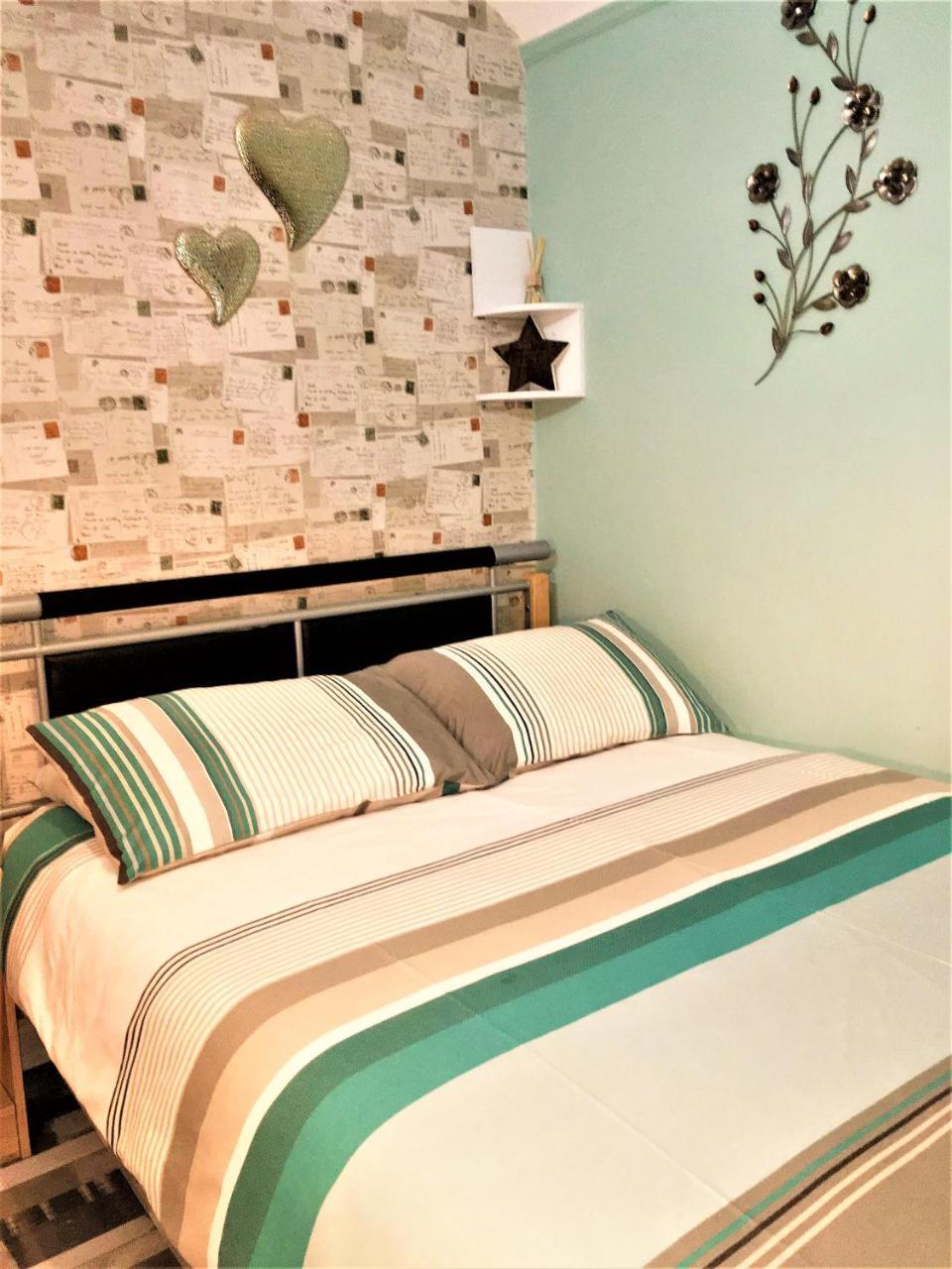 Portrush Holiday Hostel Guesthouse *